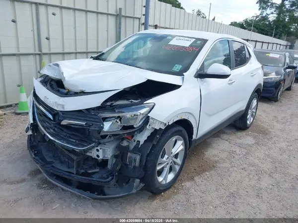 KL4MMBS28MB052609 2021 BUICK ENCORE GX - Image 2