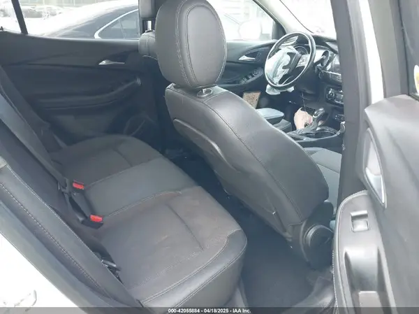 KL4MMBS28MB052609 2021 BUICK ENCORE GX - Image 8