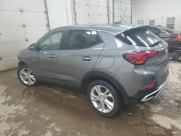 KL4MMBS28MB173883 2021 BUICK ENCORE GX - Image 2