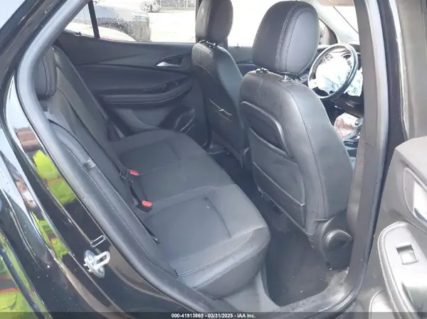 KL4MMBS28MB175679 2021 BUICK ENCORE GX - Image 8