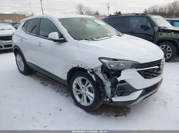 KL4MMBS28NB142442 2022 BUICK ENCORE GX - Image 1