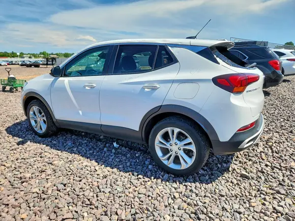 KL4MMBS28NB148712 2022 BUICK ENCORE - Image 2