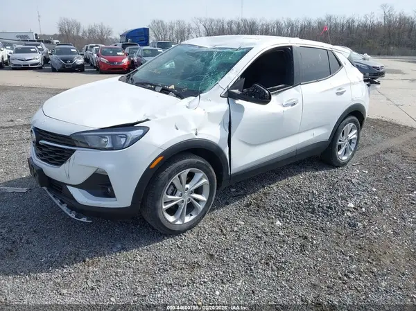 KL4MMBS29MB054630 2021 BUICK ENCORE GX - Image 2