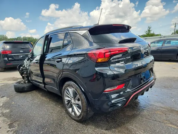 KL4MMBS29MB122649 2021 BUICK ENCORE GX - Image 2