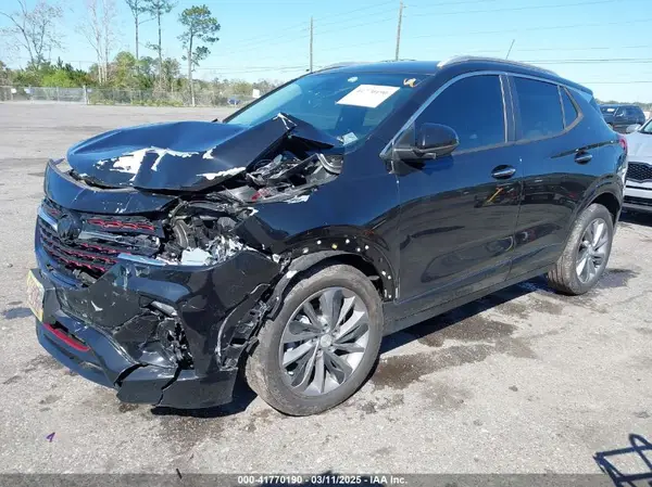 KL4MMBS29MB135370 2021 BUICK ENCORE GX - Image 2
