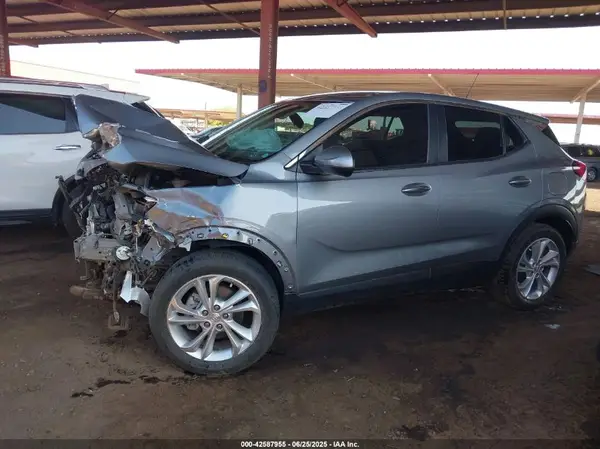KL4MMBS29PB098759 2023 BUICK ENCORE GX - Image 2