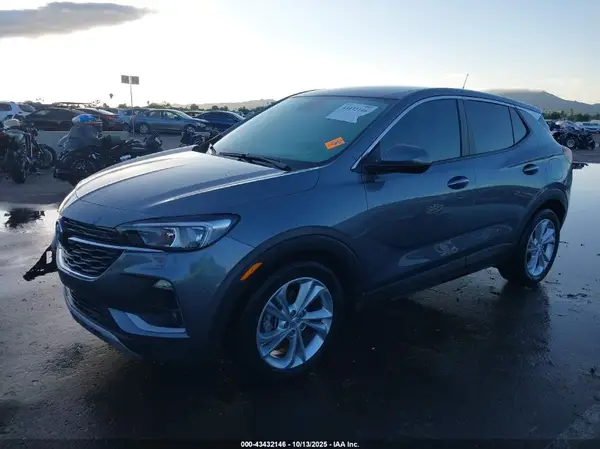 KL4MMBS2XMB058539 2021 BUICK ENCORE GX - Image 2