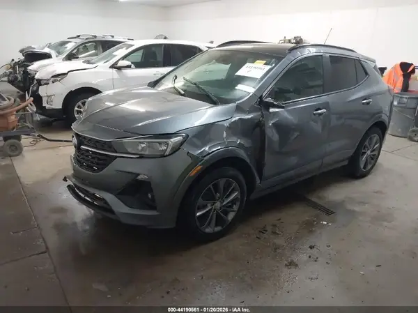 KL4MMCSL0LB117305 2020 BUICK ENCORE GX - Image 2