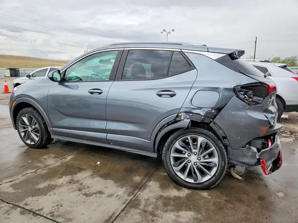KL4MMCSL0MB105897 2021 BUICK ENCORE - Image 2