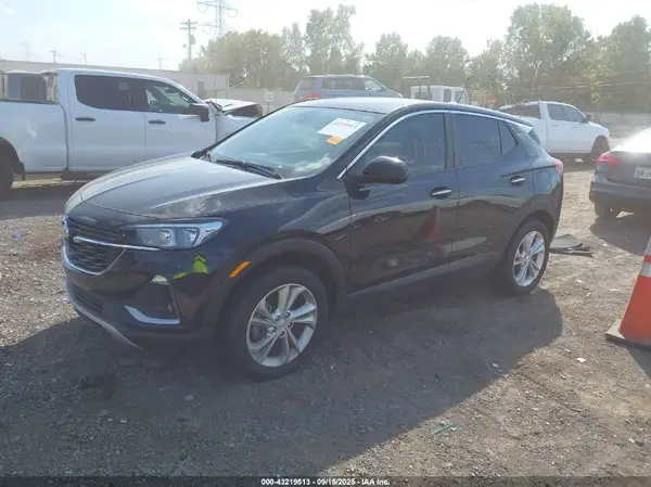 KL4MMCSL0MB175903 2021 BUICK ENCORE GX - Image 2