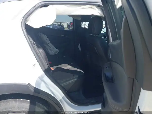 KL4MMCSL0NB081828 2022 BUICK ENCORE GX - Image 8