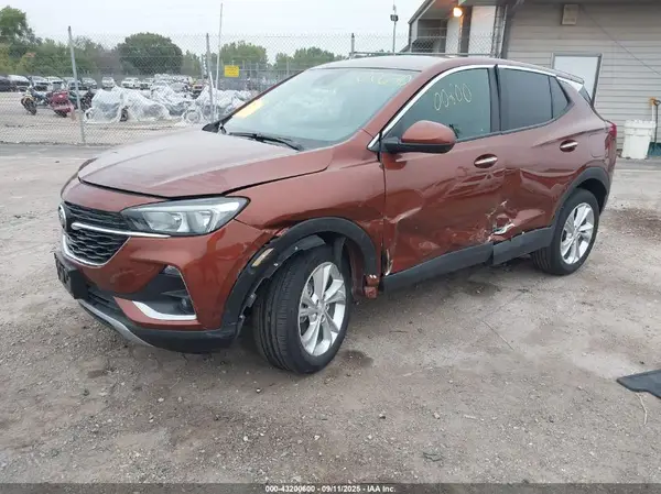KL4MMCSL3LB127990 2020 BUICK ENCORE GX - Image 2