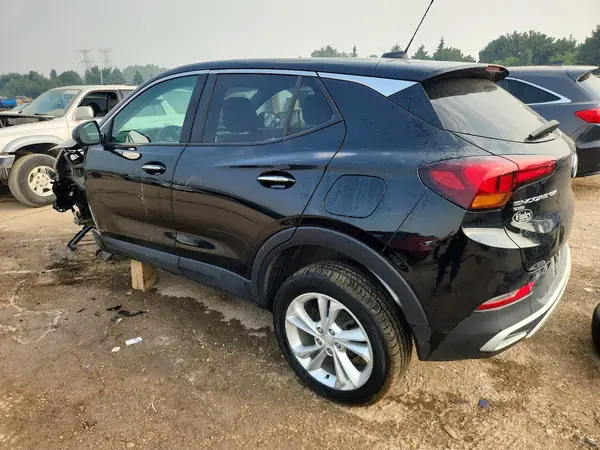 KL4MMCSL3MB080252 2021 BUICK ENCORE GX - Image 2