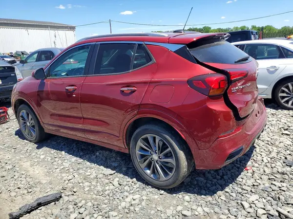 KL4MMCSL3NB026371 2022 BUICK ENCORE - Image 2