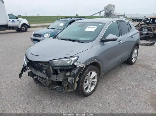 KL4MMCSL3PB047661 2023 BUICK ENCORE GX - Image 2
