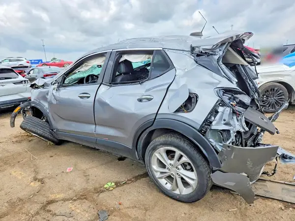 KL4MMCSL3PB056943 2023 BUICK ENCORE - Image 2