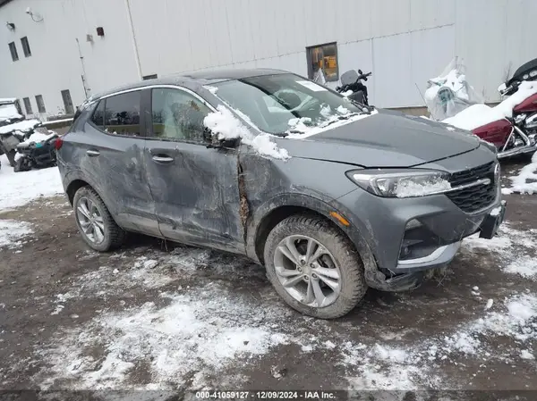 KL4MMCSL4NB083565 2022 BUICK ENCORE GX - Image 1