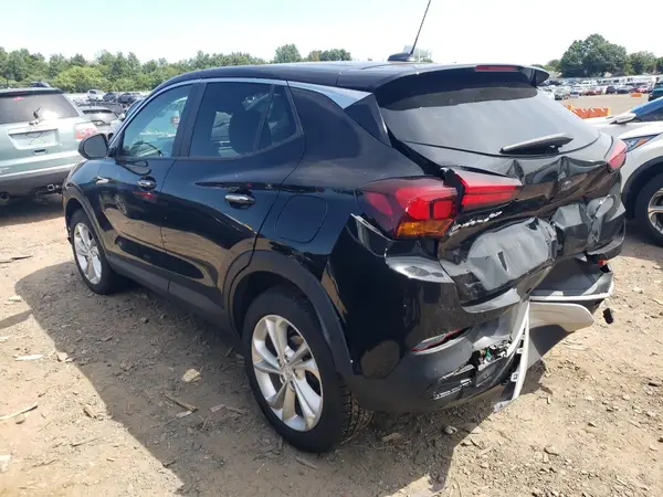 KL4MMCSL5MB110058 2021 BUICK ENCORE - Image 2