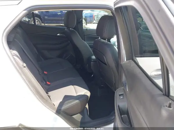 KL4MMCSL5NB110000 2022 BUICK ENCORE GX - Image 8