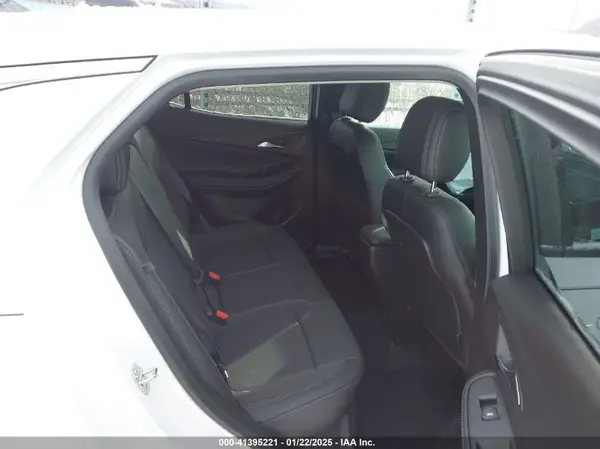 KL4MMCSL5PB117581 2023 BUICK ENCORE GX - Image 8