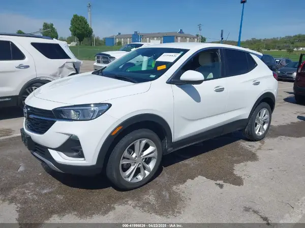 KL4MMCSL6MB127838 2021 BUICK ENCORE GX - Image 2