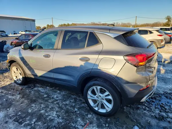 KL4MMCSL6MB134255 2021 BUICK ENCORE - Image 2