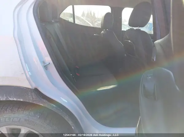 KL4MMCSL6NB090078 2022 BUICK ENCORE GX - Image 8