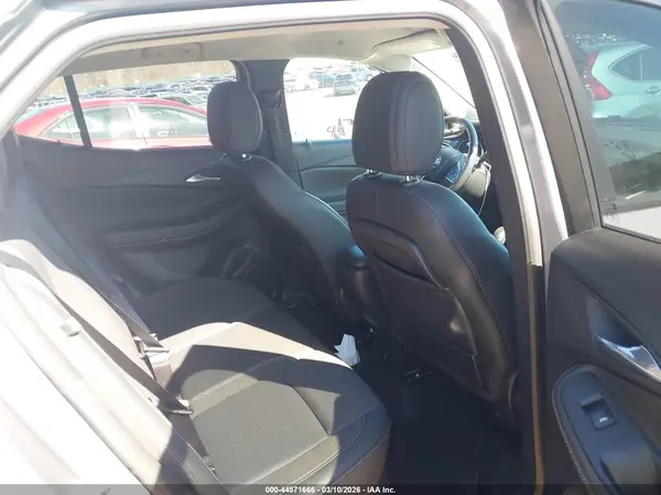 KL4MMCSL7NB060751 2022 BUICK ENCORE GX - Image 8