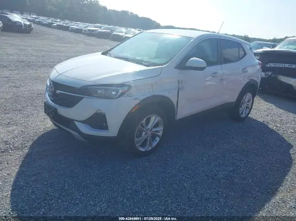KL4MMCSL7NB081924 2022 BUICK ENCORE GX - Image 2