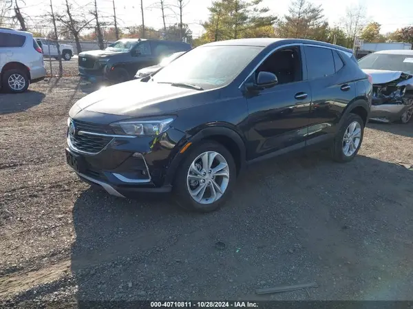 KL4MMCSL7NB140065 2022 BUICK ENCORE GX - Image 2