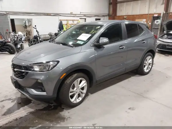 KL4MMCSL8MB103492 2021 BUICK ENCORE GX - Image 2