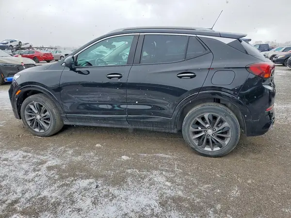 KL4MMCSL8MB177995 2021 BUICK ENCORE - Image 2
