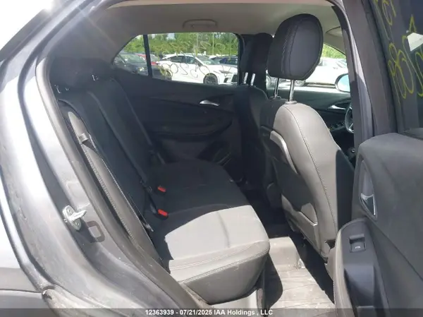 KL4MMCSL8NB052089 2022 BUICK ENCORE GX - Image 8