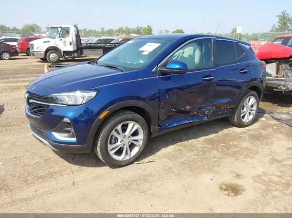 KL4MMCSL8PB067226 2023 BUICK ENCORE GX - Image 2
