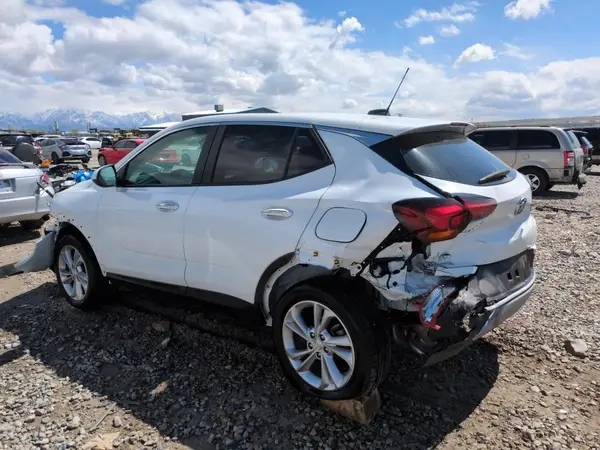 KL4MMCSL8PB131345 2023 BUICK ENCORE - Image 2