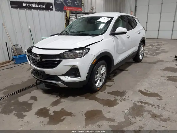 KL4MMCSL8PB137002 2023 BUICK ENCORE GX - Image 2