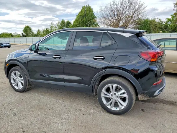 KL4MMCSL9MB079705 2021 BUICK ENCORE - Image 2