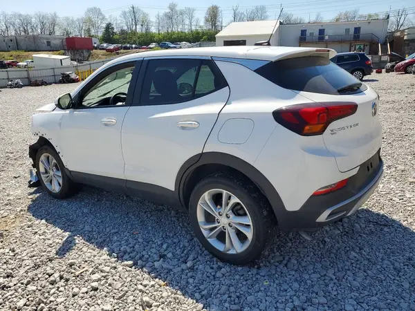 KL4MMCSL9NB108055 2022 BUICK ENCORE - Image 2
