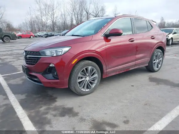 KL4MMCSL9NB109724 2022 BUICK ENCORE GX - Image 2
