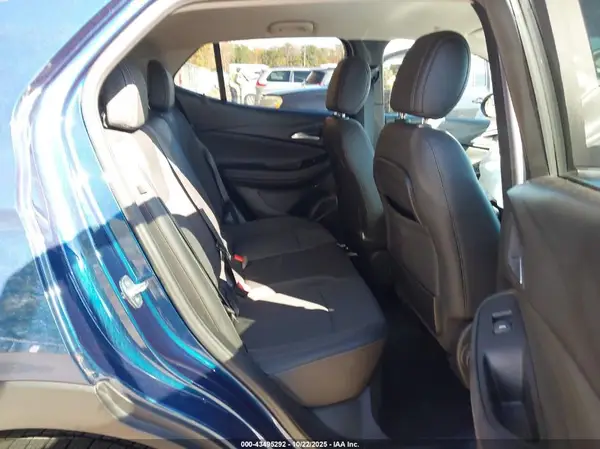 KL4MMCSLXLB095720 2020 BUICK ENCORE GX - Image 8