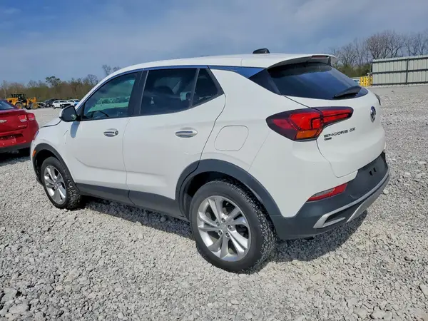 KL4MMCSLXMB180848 2021 BUICK ENCORE - Image 2