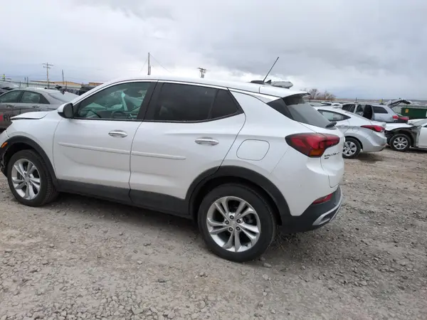 KL4MMCSLXNB037528 2022 BUICK ENCORE - Image 2