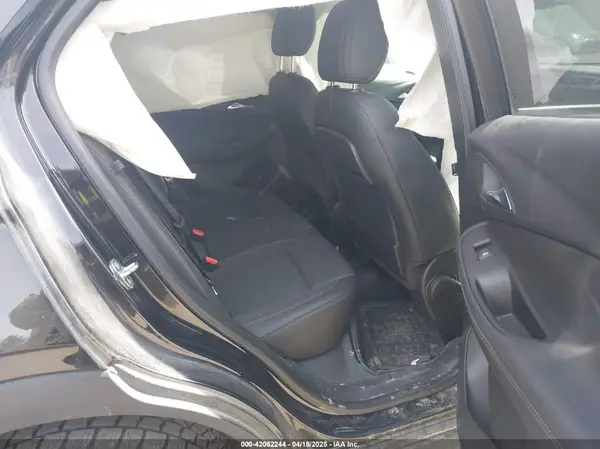 KL4MMCSLXNB083487 2022 BUICK ENCORE GX - Image 8