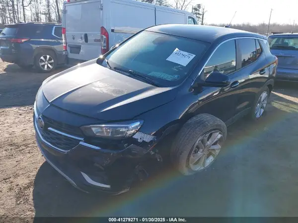 KL4MMCSLXPB027827 2023 BUICK ENCORE GX - Image 2