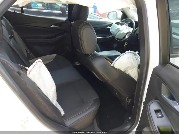 KL4MMDS20LB089809 2020 BUICK ENCORE GX - Image 8