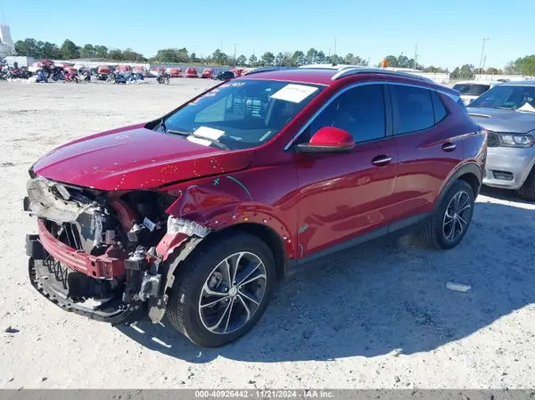KL4MMDS20LB117835 2020 BUICK ENCORE GX - Image 2