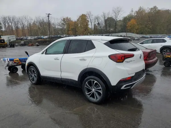 KL4MMDS20LB121058 2020 BUICK ENCORE GX - Image 2