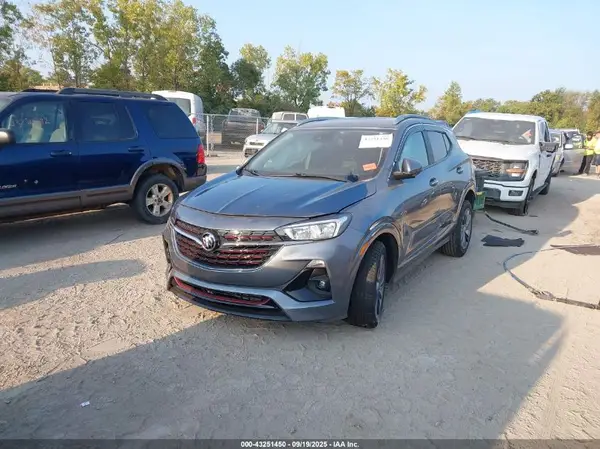 KL4MMDS20MB057217 2021 BUICK ENCORE GX - Image 2