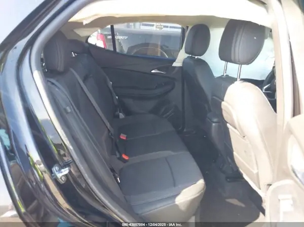KL4MMDS20NB116915 2022 BUICK ENCORE GX - Image 8