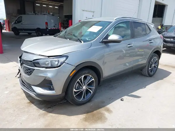 KL4MMDS20PB063944 2023 BUICK ENCORE GX - Image 2